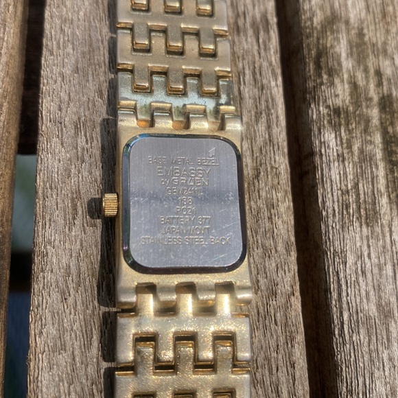 Embassy by Gruen Gold Tone Diamond Quartz Womens Watch Black Dial GEM2411L - Picture 5 of 6